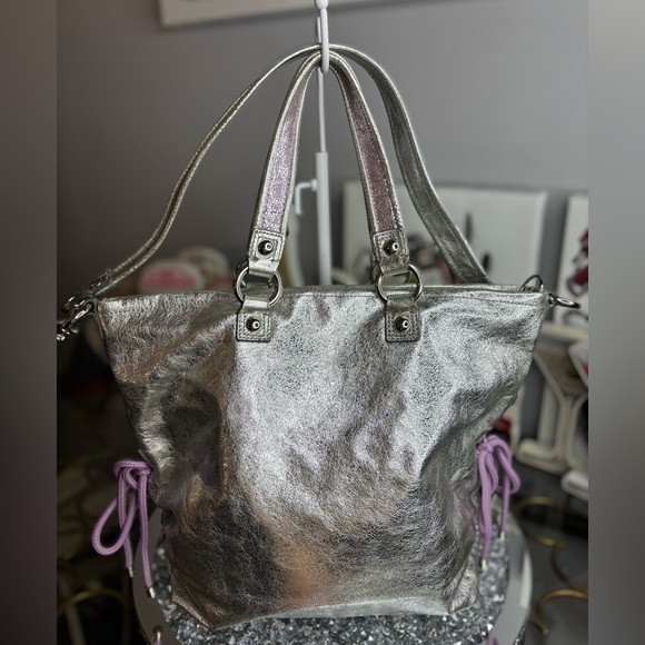 Coach 2010 limited edition rehab Poppy Metallic Silver Star Spotlight Tote EUC - Picture 6 of 16